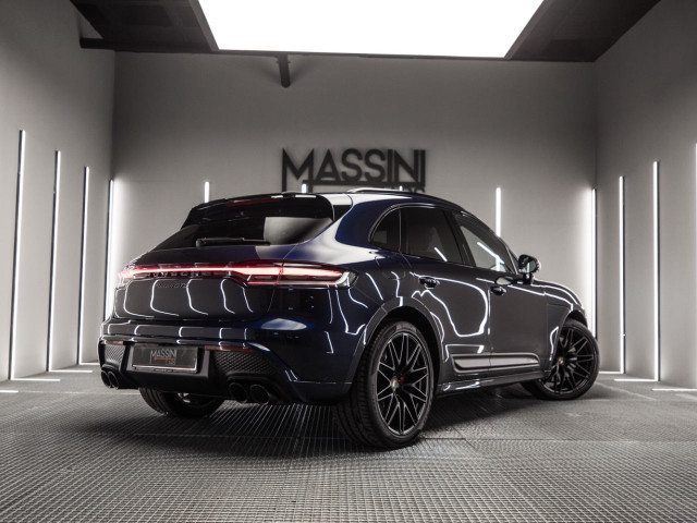 PORSCHE Macan GTS