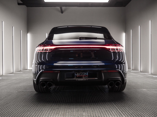 PORSCHE Macan GTS