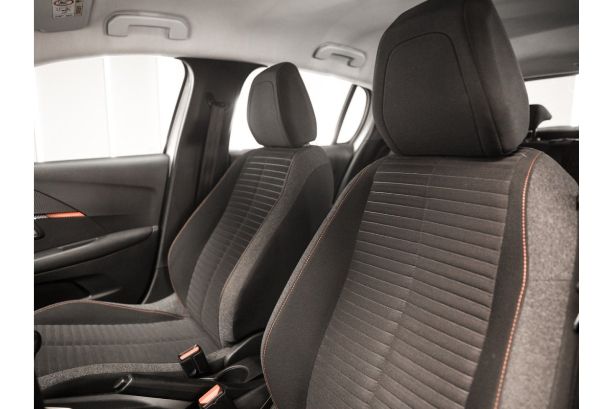 PEUGEOT 208 BlueHDi 73kW... 2