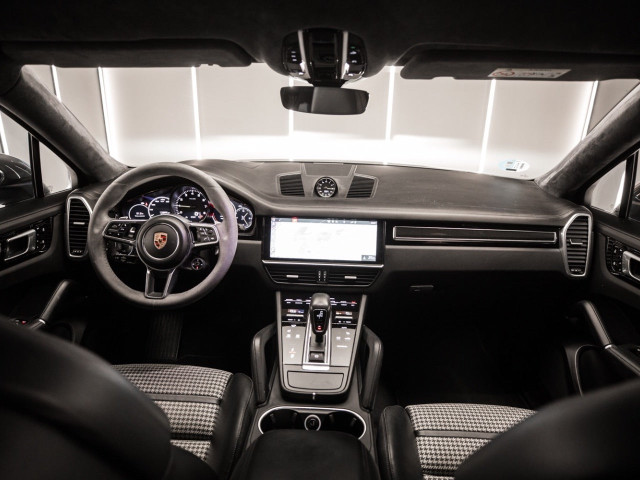 PORSCHE Cayenne Coupe EHybrid