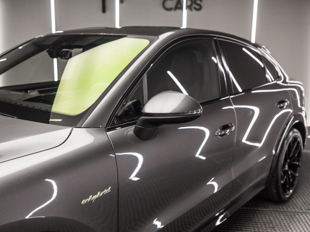 PORSCHE Cayenne Coupe EHybrid