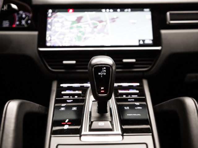 PORSCHE Cayenne Coupe EHybrid