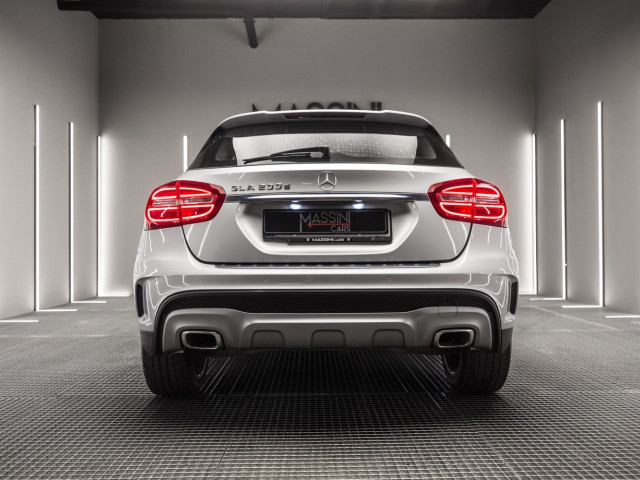 MERCEDES Clase GLA 200 d AMG Line