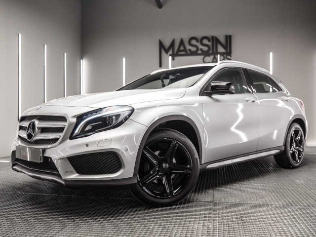 MERCEDES Clase GLA 200 d AMG Line