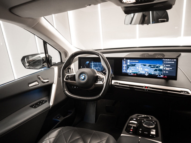 BMW iX xDrive40