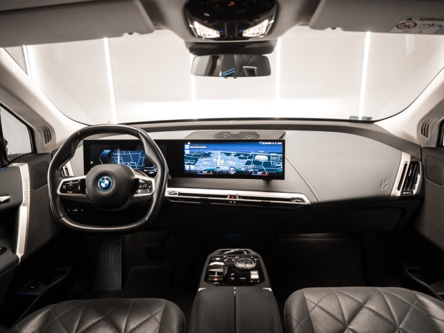 BMW iX xDrive40