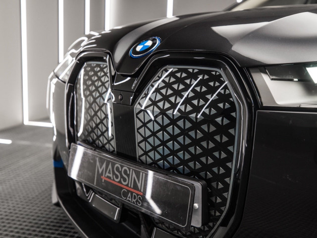 BMW iX xDrive40