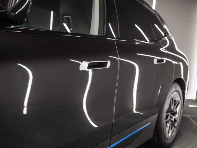 BMW iX xDrive40