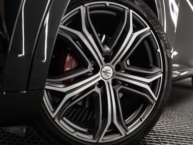 MASERATI Levante GT L4 330CV HybridGasolina AWD