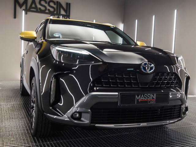 TOYOTA Yaris Cross 1.5 120H Premiere Edition