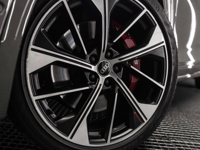 AUDI Q5 SPORTBACK SQ5 TDI Quattro