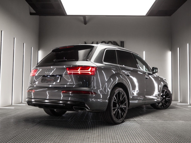 AUDI Q7 3.0 TDI 272CV quattro tiptronic