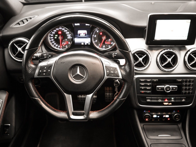 MERCEDES Clase GLA 250 4Matic AMG Line