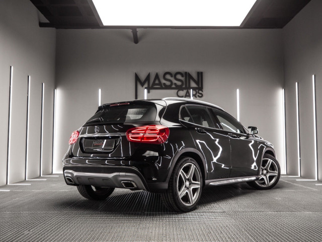MERCEDES Clase GLA 250 4Matic AMG Line