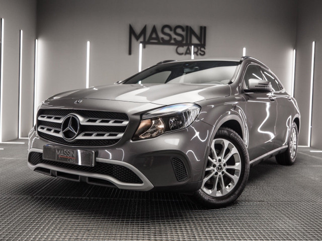 MERCEDES Clase GLA 180