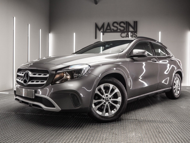 MERCEDES Clase GLA 180