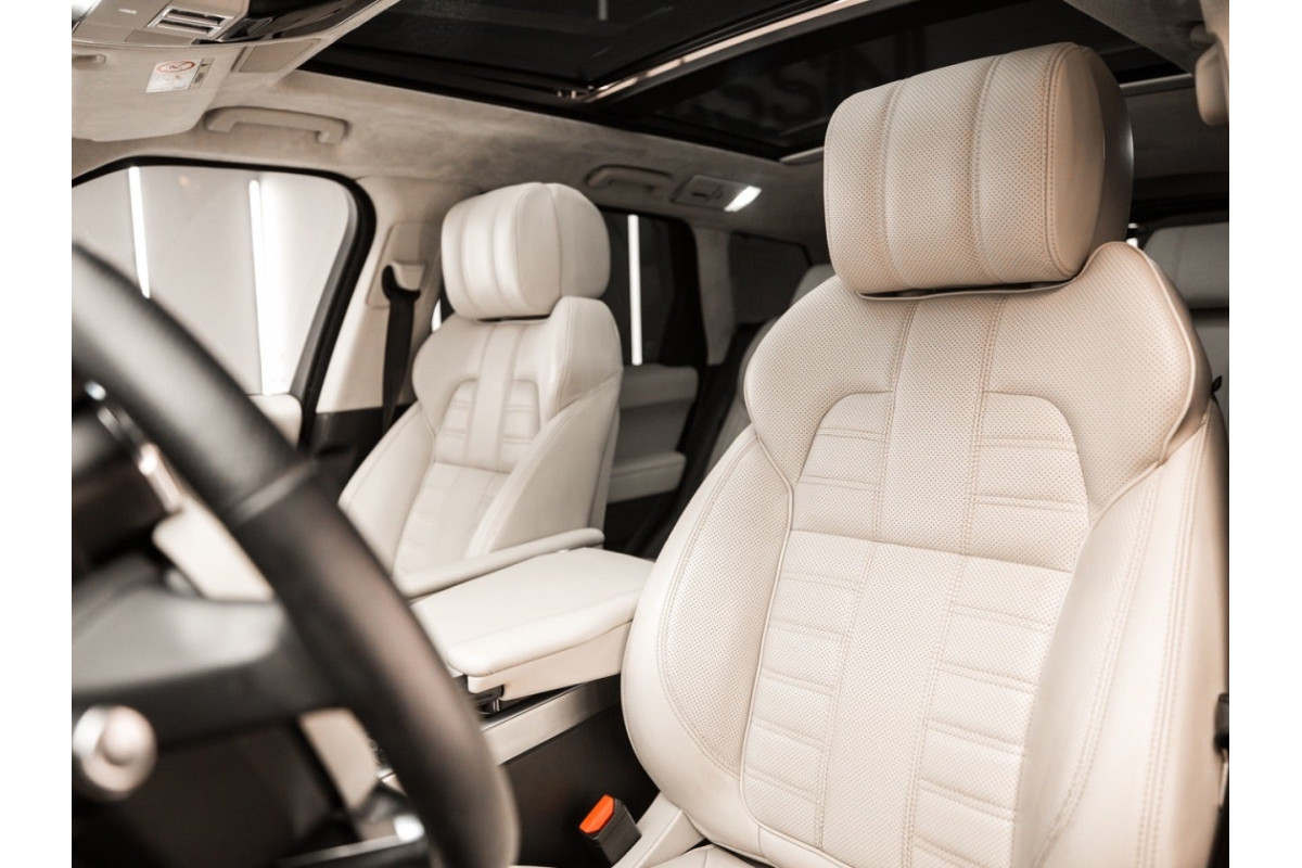 LAND ROVER Range Rover... 2