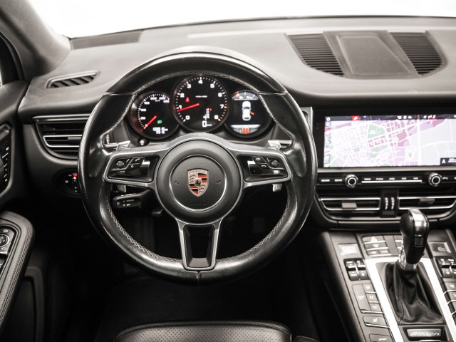 PORSCHE Macan S