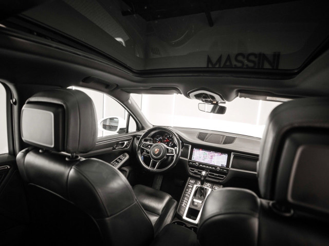 PORSCHE Macan S