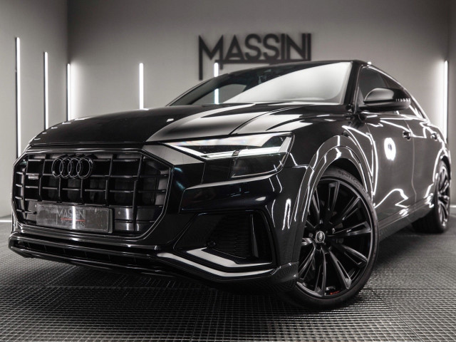 AUDI Q8 45 TDI 170kW Black Line Plus quattro tip