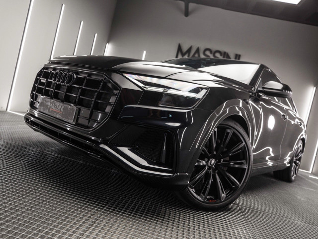 AUDI Q8 45 TDI 170kW Black Line Plus quattro tip