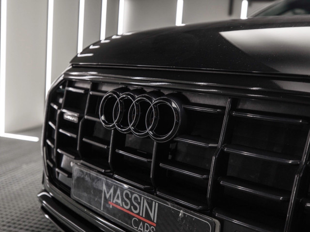 AUDI Q8 45 TDI 170kW Black Line Plus quattro tip