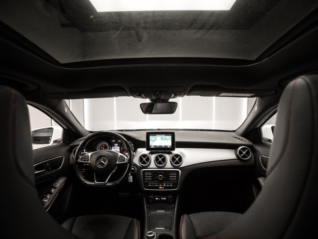 MERCEDES Clase GLA 220 d 4MATIC AMG Line