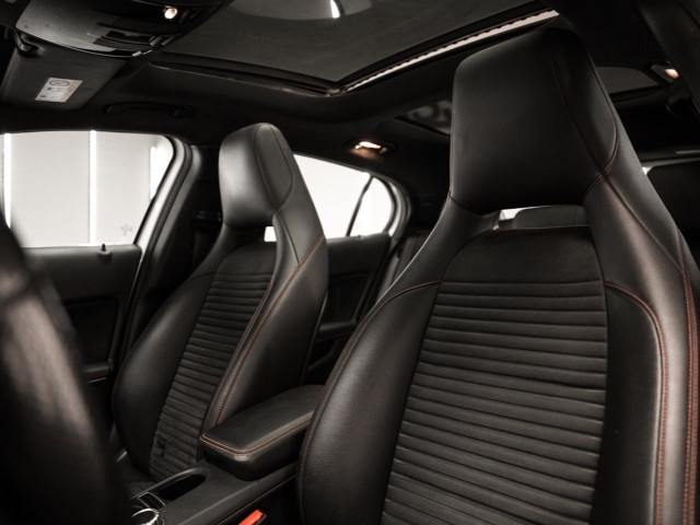 MERCEDES Clase GLA 220 d 4MATIC AMG Line