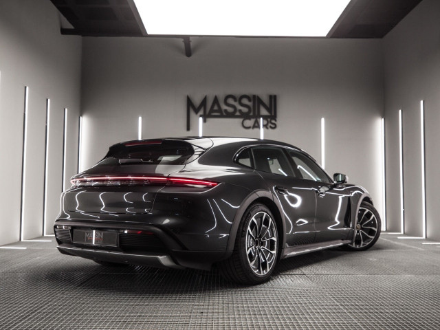 PORSCHE Taycan 4 Cross Turismo