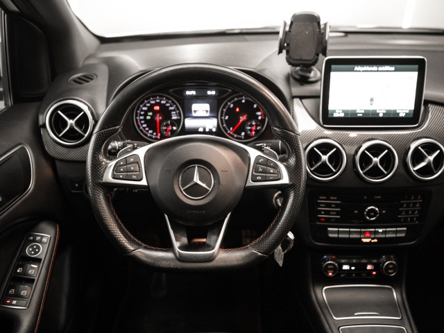 MERCEDES Clase B 200 d 4MATIC AMG Line