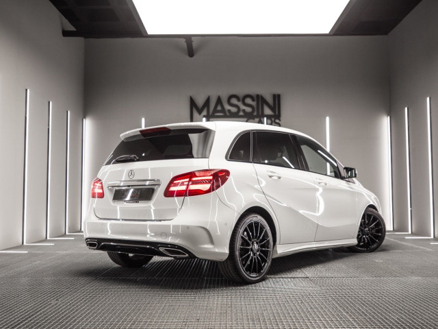 MERCEDES Clase B 200 d 4MATIC AMG Line