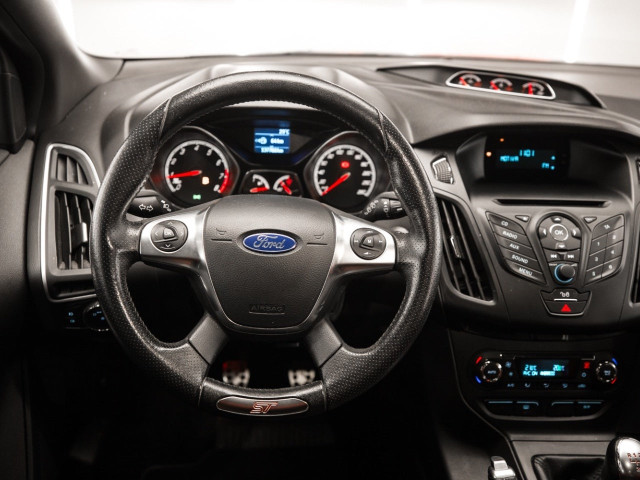 FORD Focus 2.0 EcoBoost 250 ST