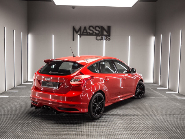 FORD Focus 2.0 EcoBoost 250 ST