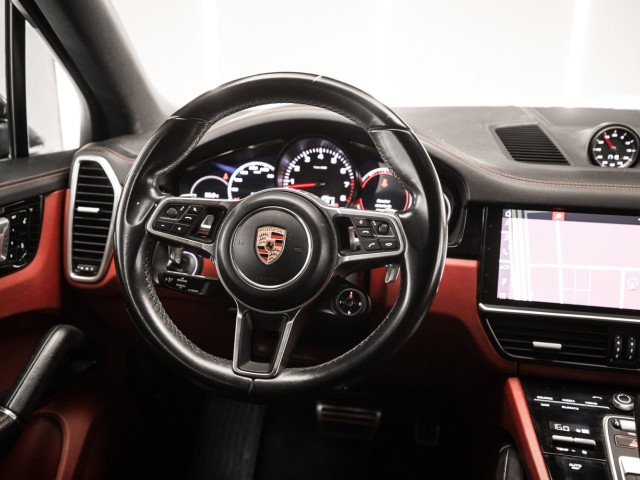 PORSCHE Cayenne S