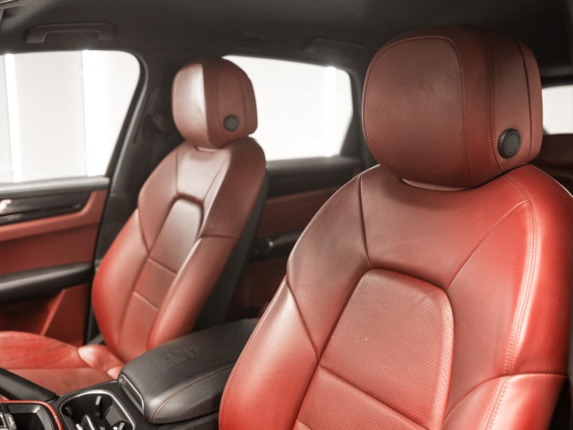 PORSCHE Cayenne S