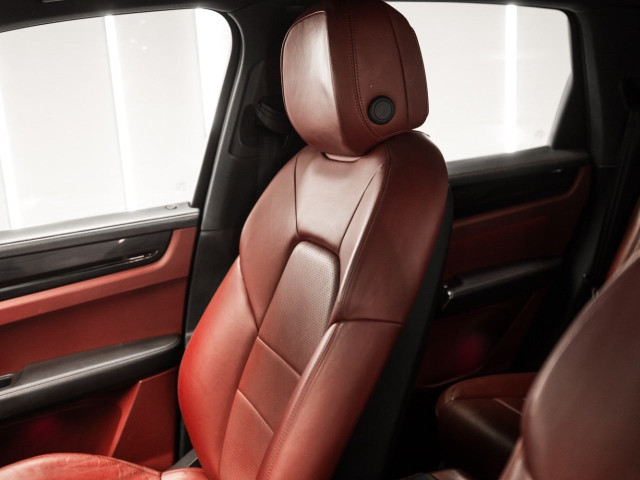PORSCHE Cayenne S