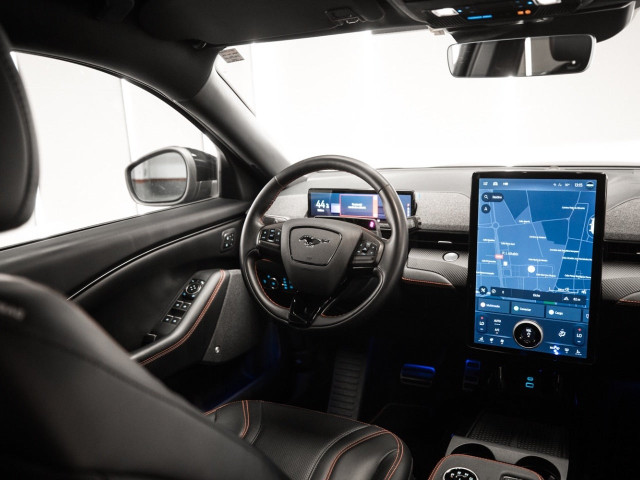 FORD Mustang MachE AWD 258kW Bateria 98.8Kwh