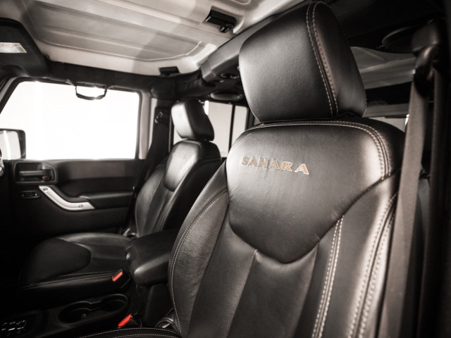 JEEP Wrangler Unlimited 2.8 CRD Sahara Auto