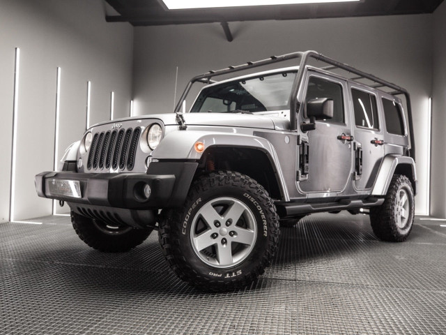 JEEP Wrangler Unlimited 2.8 CRD Sahara Auto