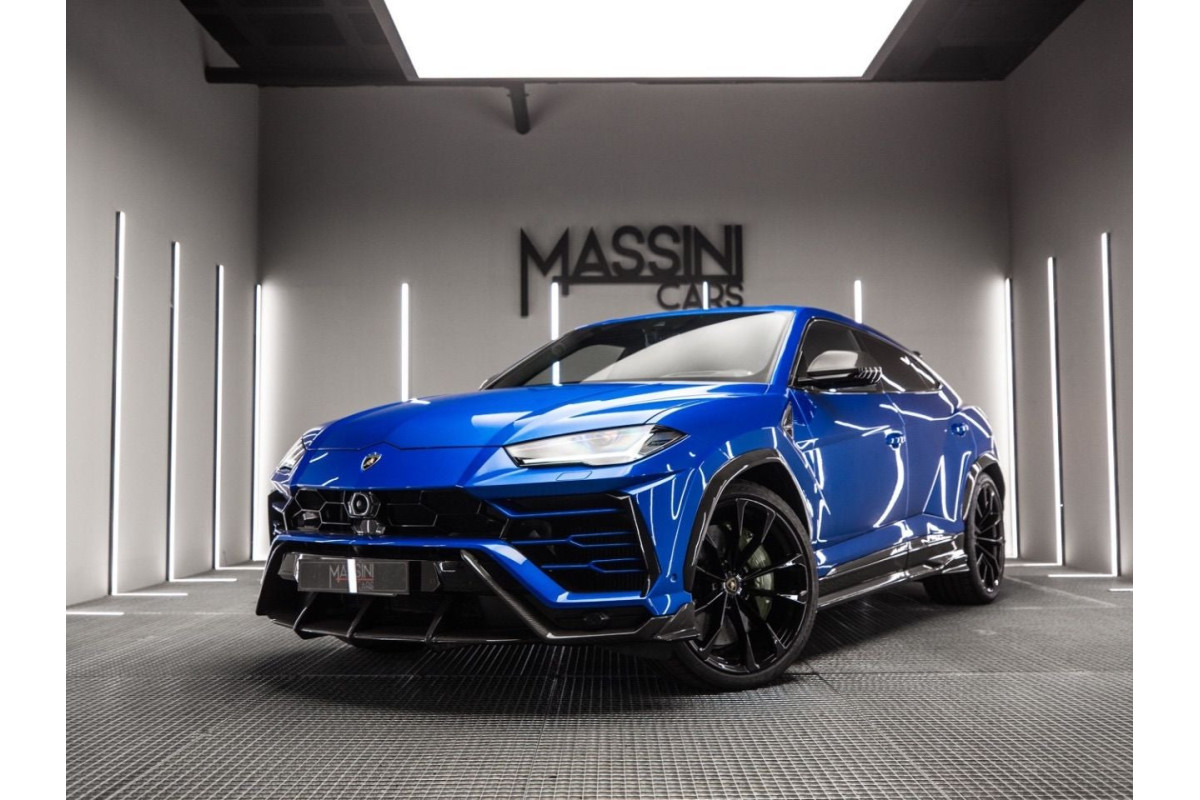 LAMBORGHINI URUS CARBONO