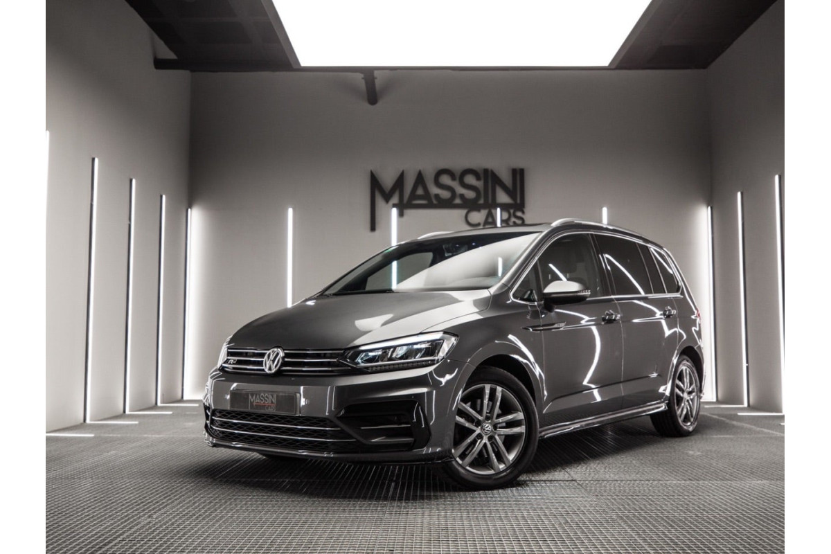 VOLKSWAGEN Touran Sport 1.6...