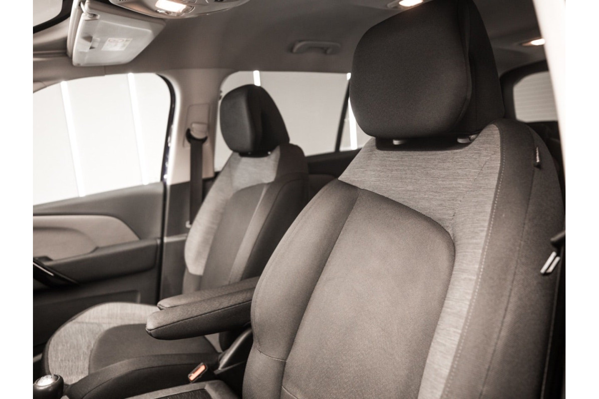 CITROEN Grand C4 Picasso... 2