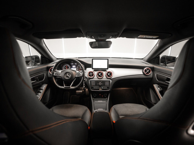 MERCEDES Clase CLA 250 Aut. OrangeArt Ed. Shooting Br.