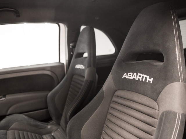 ABARTH 500 595 Competizione 1.4 16v TJet 132kW E6