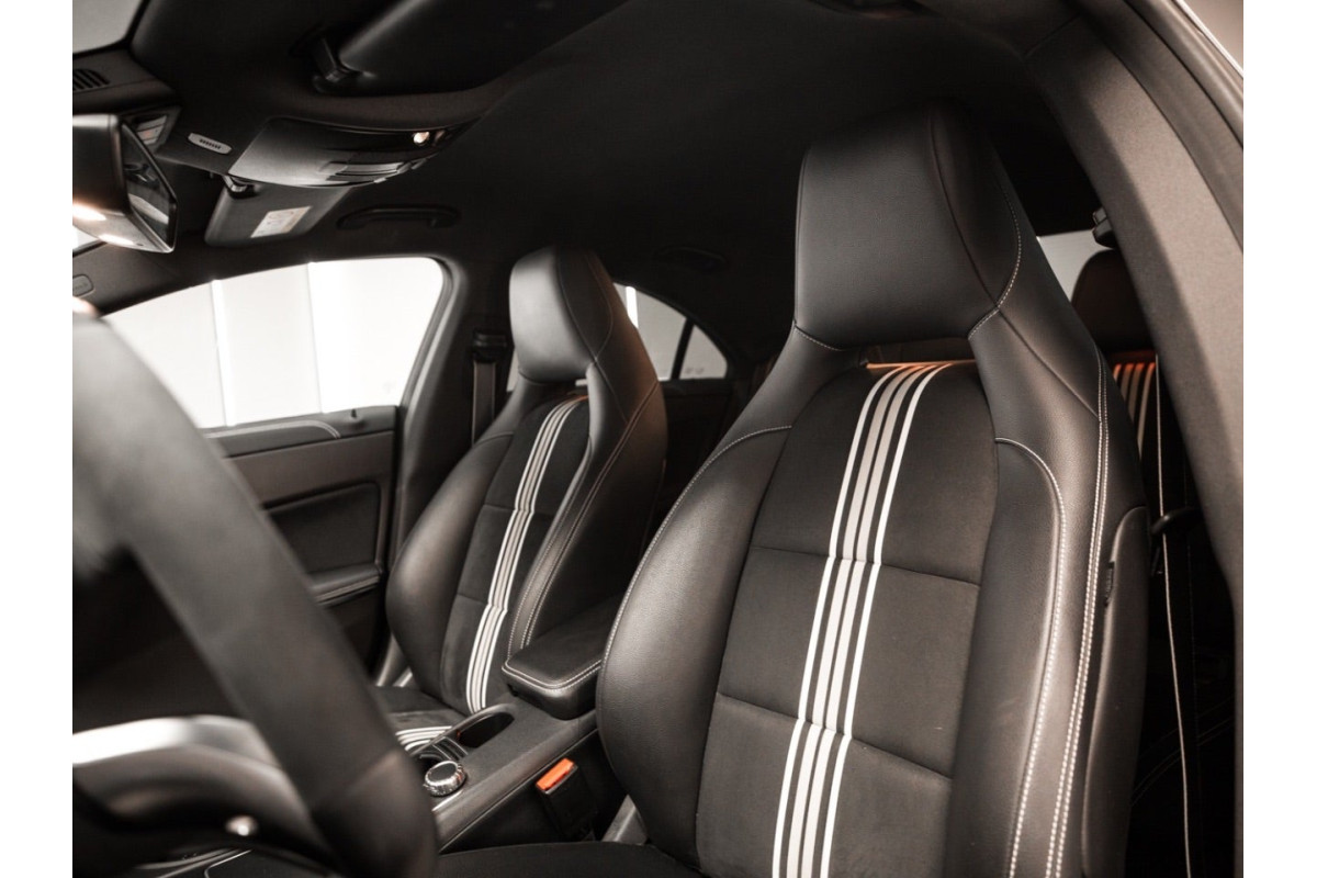 MERCEDES Clase CLA 250... 2