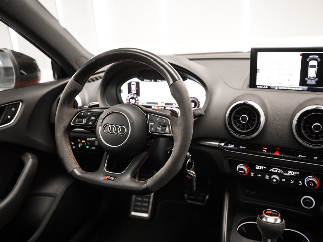AUDI A3 RS3 Sportback TFSI 294kW quattro S tron