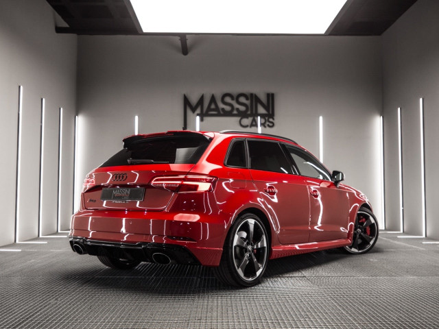 AUDI A3 RS3 Sportback TFSI 294kW quattro S tron