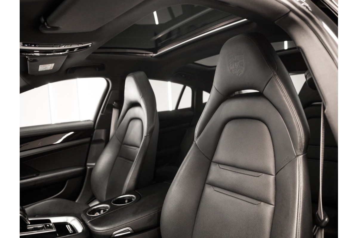 PORSCHE Panamera 4 EHybrid 2