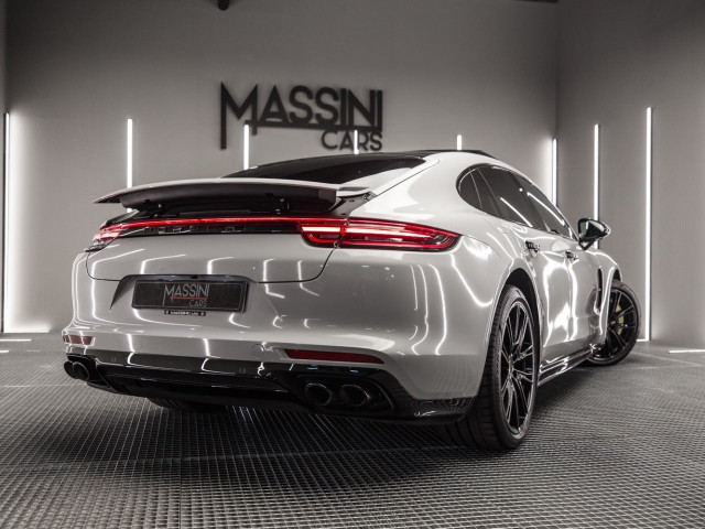 PORSCHE Panamera 4 EHybrid