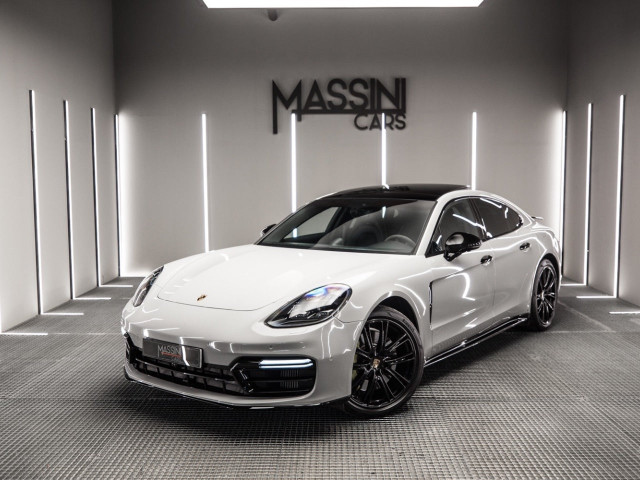 PORSCHE Panamera 4 EHybrid